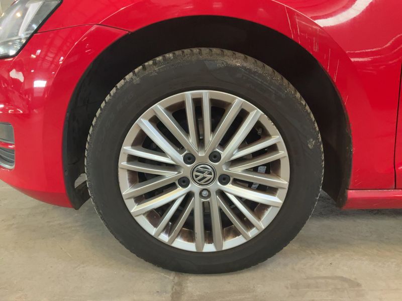 Volkswagen Golf VII 1.6 TDI Carat BlueMotion Tech 2014 – снимка 3