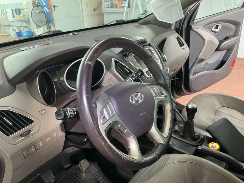 Hyundai ix35 2.0 Premium AWD 2013 – снимка 40
