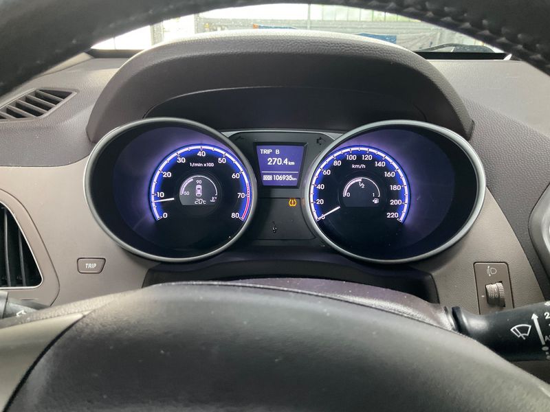 Hyundai ix35 2.0 Premium AWD 2013 – снимка 18