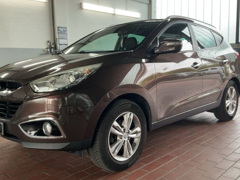 Hyundai ix35 2.0 Premium AWD 2013 – снимка 2