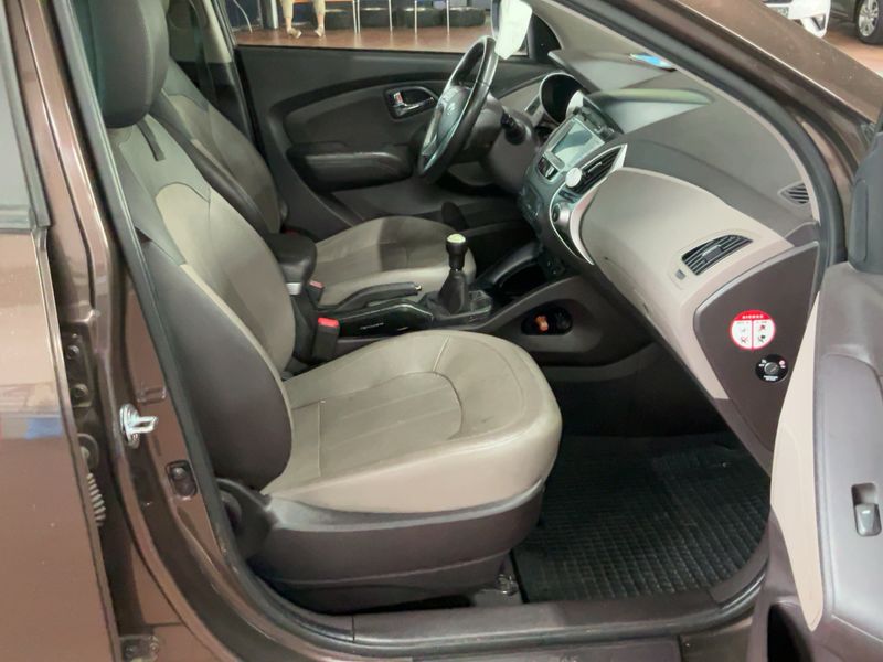 Hyundai ix35 2.0 Premium AWD 2013 – снимка 16