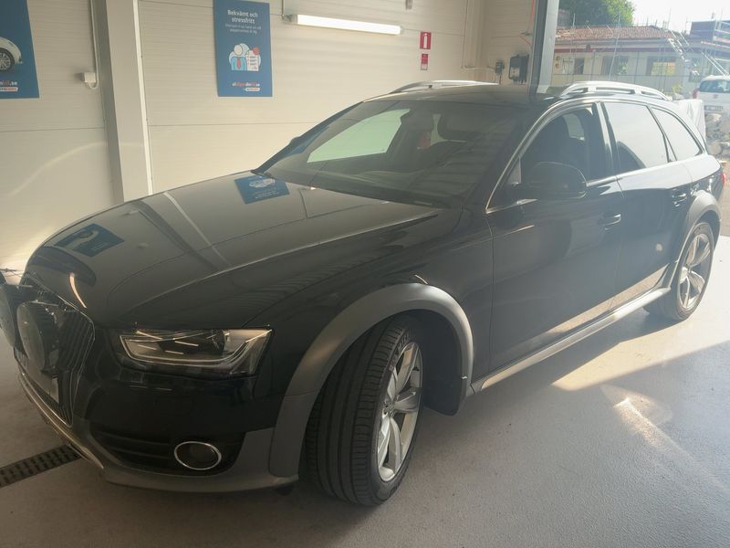 Audi A4 Allroad 2.0 TDI 2015 – снимка 1