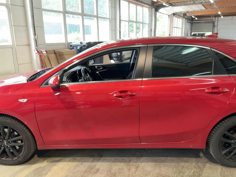 Kia cee'd 1.6 CRDi Mild-Hybrid Vision 2021 – снимка 4