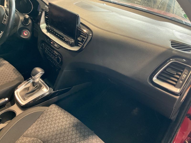 Kia cee'd 1.6 CRDi Mild-Hybrid Vision 2021 – снимка 28
