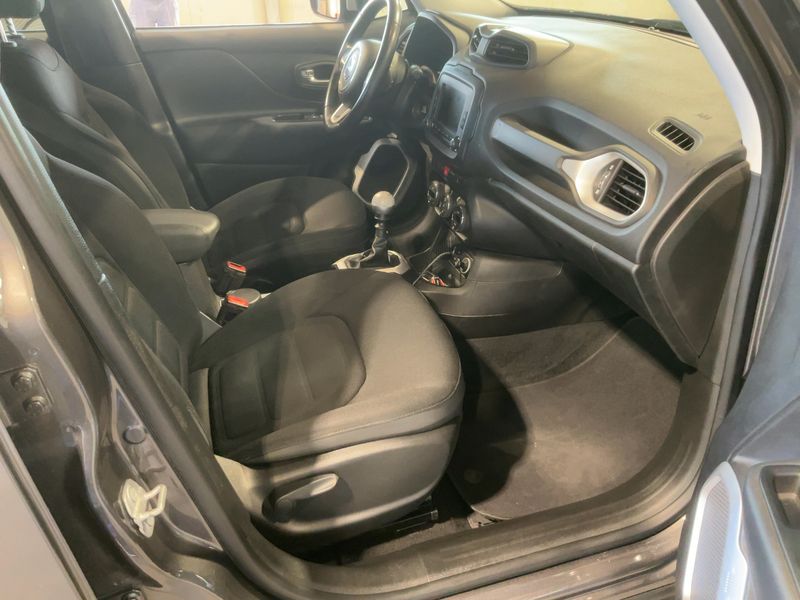 Jeep Renegade 1.6 M-Jet Limited FWD 2017 – снимка 16