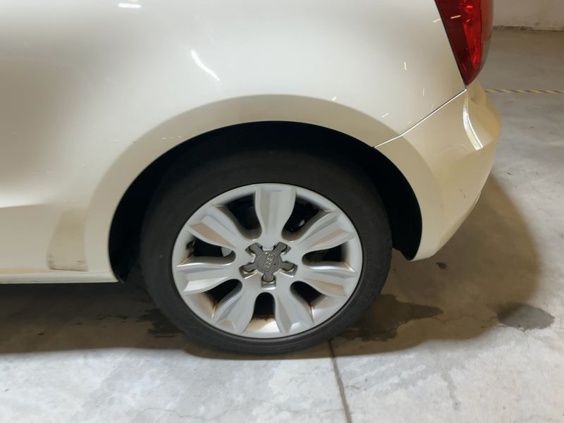 Audi A1 1.6 TDI Ambition 2011 – снимка 5