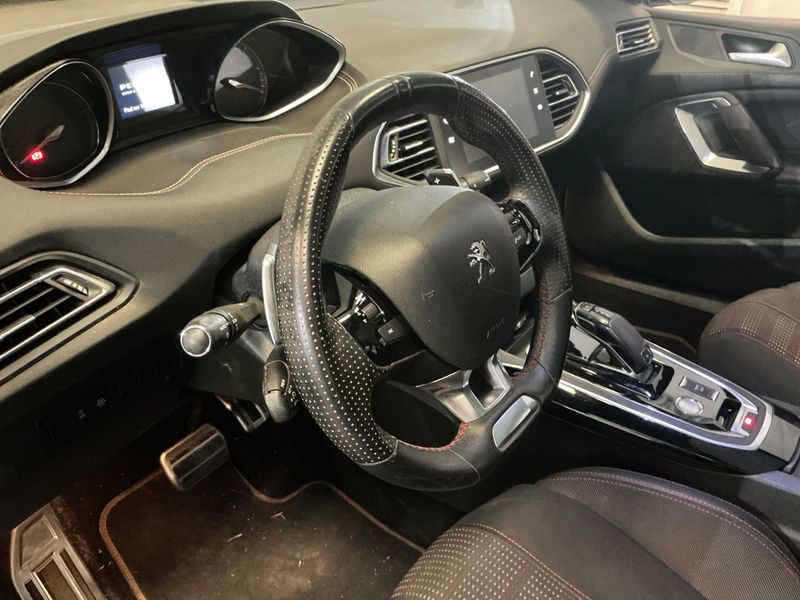 Peugeot 308 1.5 Blue-HDi GT Line 2018 – снимка 28