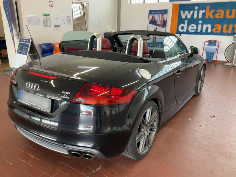 Audi TTS 2.0 TFSI quattro Roadster 2010 – снимка 8