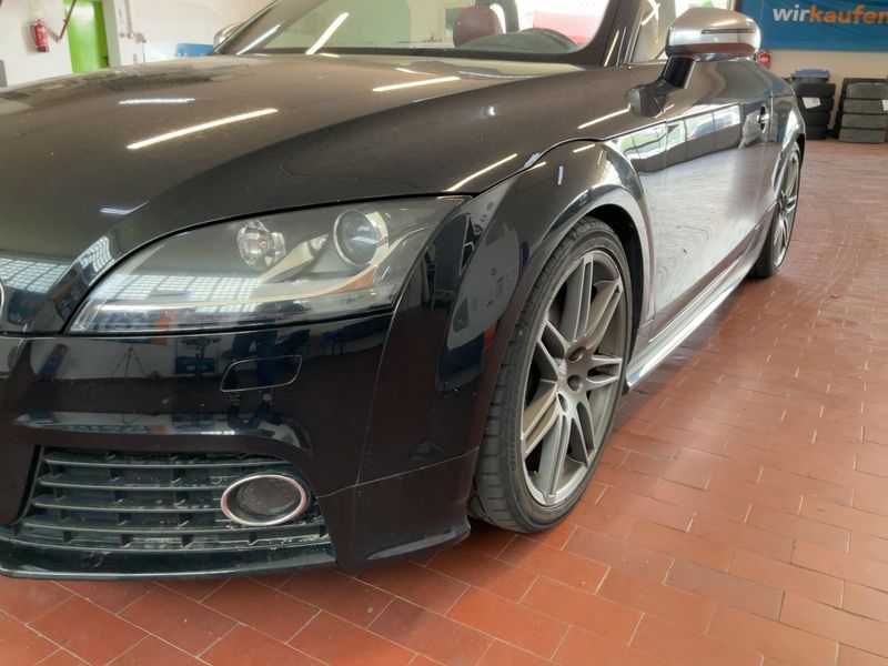 Audi TTS 2.0 TFSI quattro Roadster 2010 – снимка 2