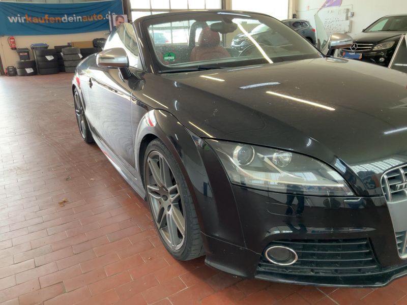 Audi TTS 2.0 TFSI quattro Roadster 2010 – снимка 12
