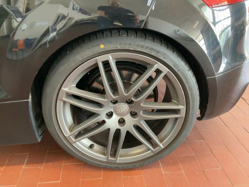 Audi TTS 2.0 TFSI quattro Roadster 2010 – снимка 5