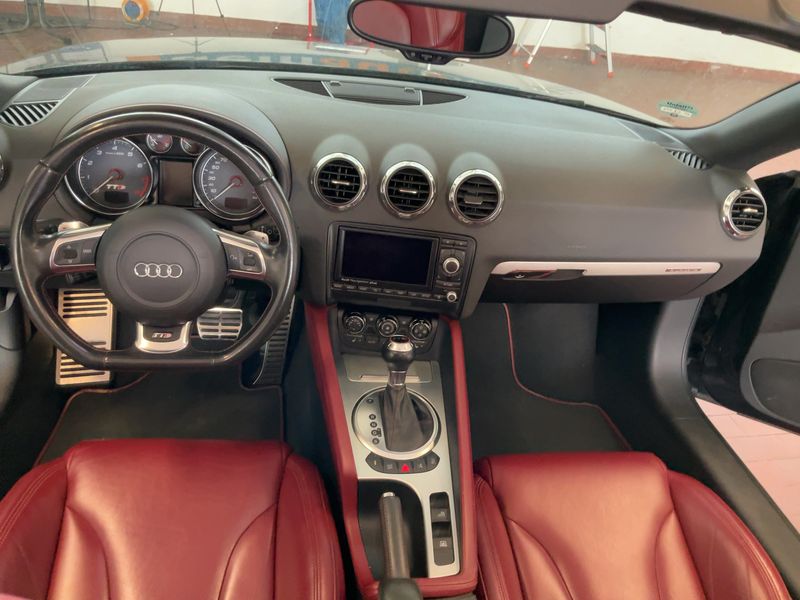 Audi TTS 2.0 TFSI quattro Roadster 2010 – снимка 17