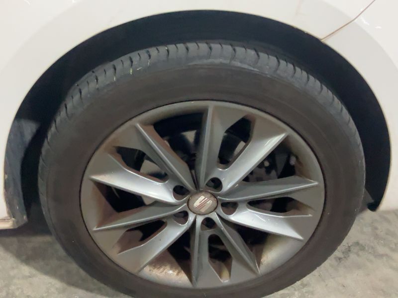 Seat Ibiza 1.6 TDI Style Tech 2013 – снимка 11