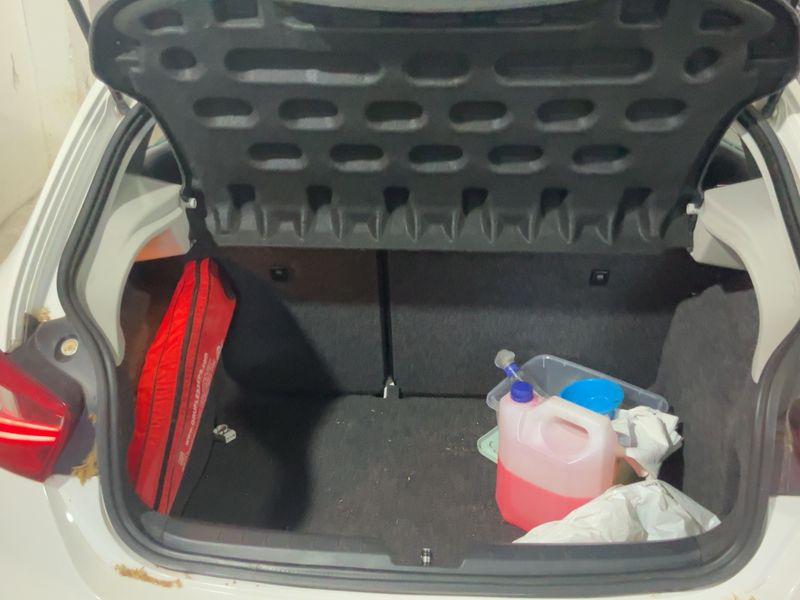 Seat Ibiza 1.6 TDI Style Tech 2013 – снимка 15
