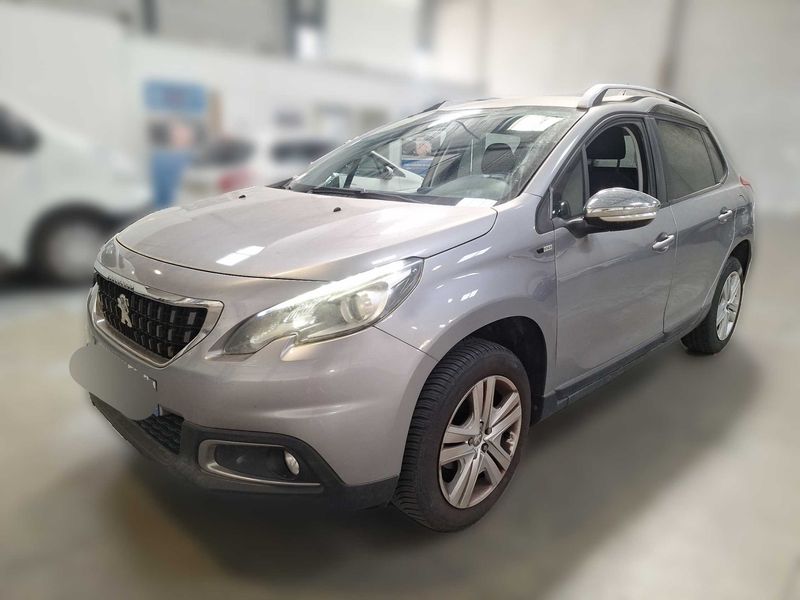 Peugeot 2008 1.2 VTi Style 2017 – снимка 2
