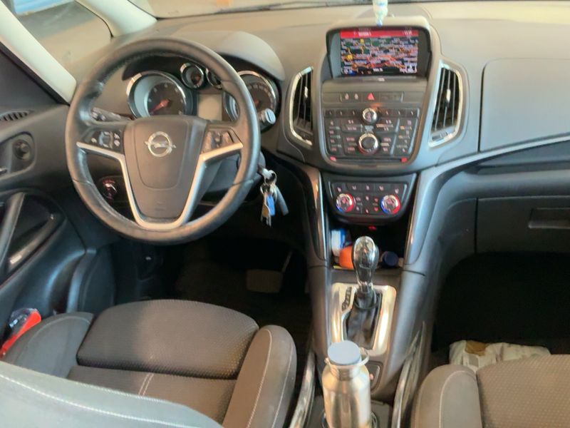Opel Zafira Tourer 2.0 CDTI Innovation 2016 – снимка 18