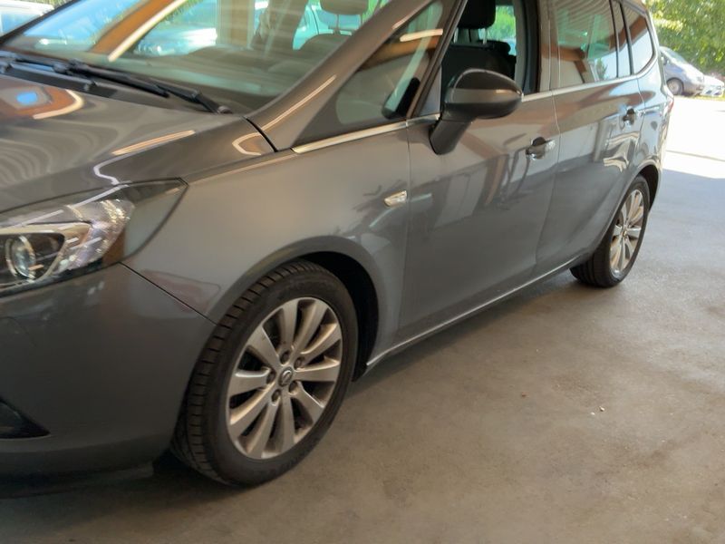 Opel Zafira Tourer 2.0 CDTI Innovation 2016 – снимка 2