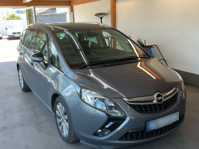 Opel Zafira Tourer 2.0 CDTI Innovation 2016 – снимка 12