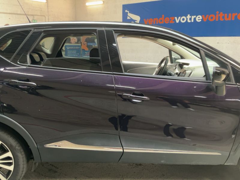 Renault Captur 1.2 TCe Initiale Paris 2017 – снимка 10