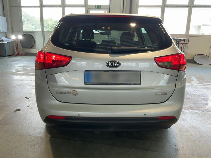Kia cee'd 1.6 CRDi Dream Team 2015 – снимка 7