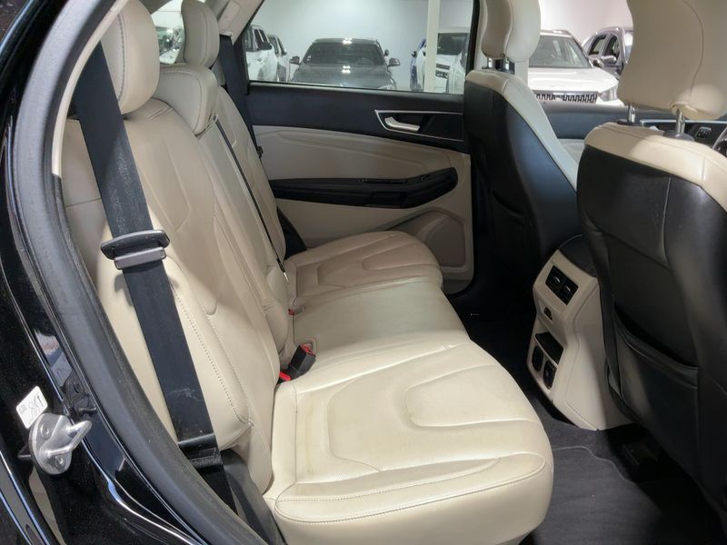 Ford Edge 2.0 TDCi Bi-Turbo Titanium 4x4 2018 – снимка 19