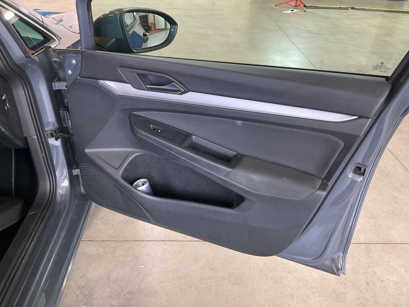 Volkswagen Golf VIII 2.0 TDI Life 2020 – снимка 29