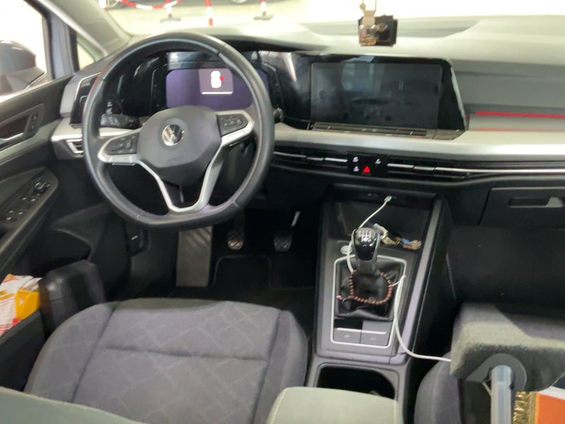 Volkswagen Golf VIII 2.0 TDI Life 2020 – снимка 18