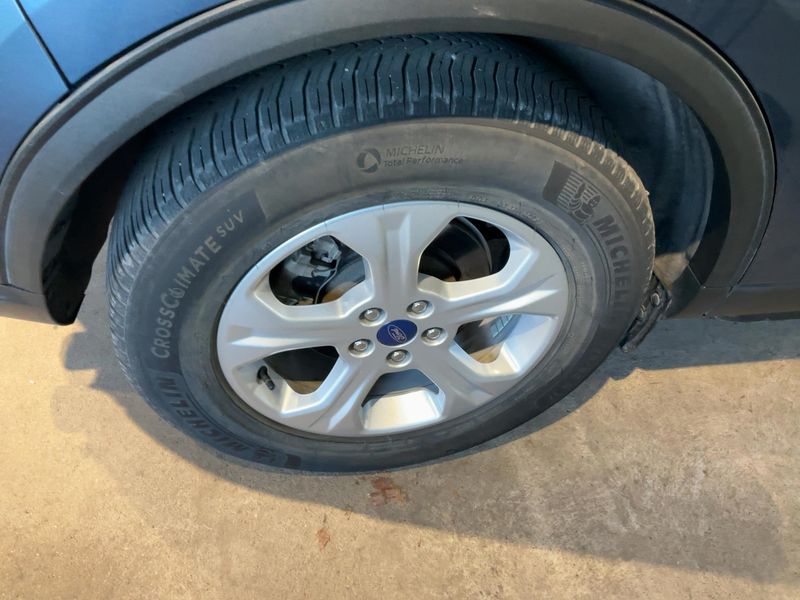 Ford Kuga 2.5 Hybrid Cool&Connect 2021 – снимка 9