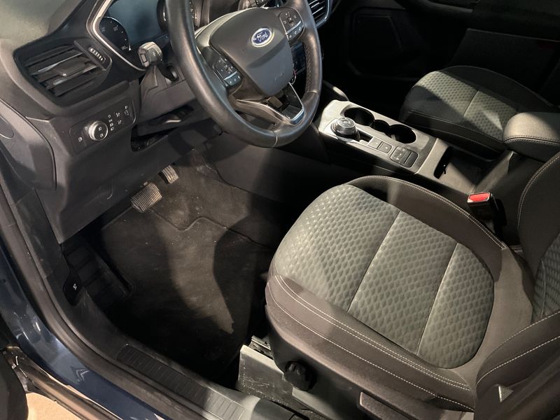 Ford Kuga 2.5 Hybrid Cool&Connect 2021 – снимка 24