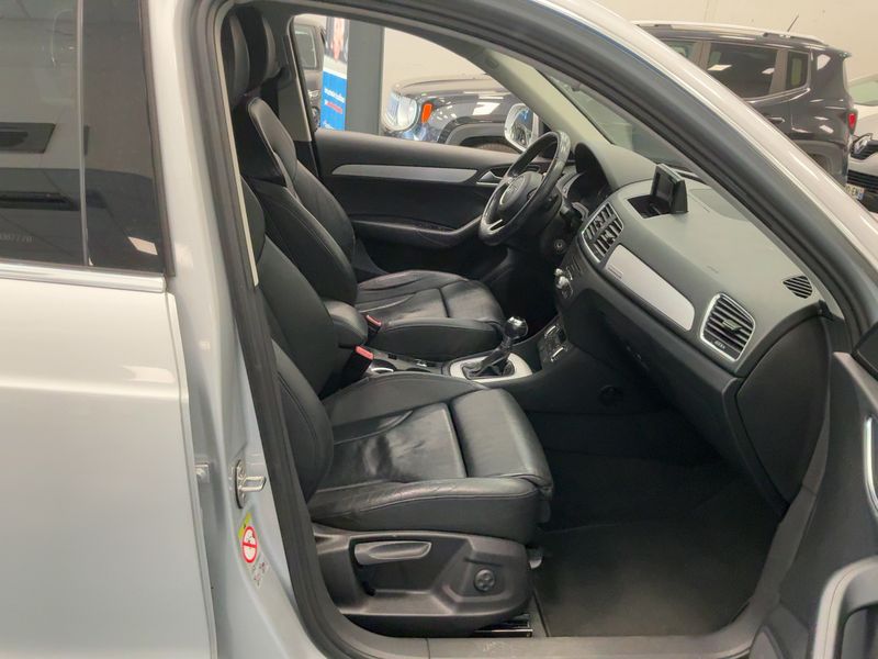Audi Q3 2.0 TDI quattro Ambition Luxe 2014 – снимка 16