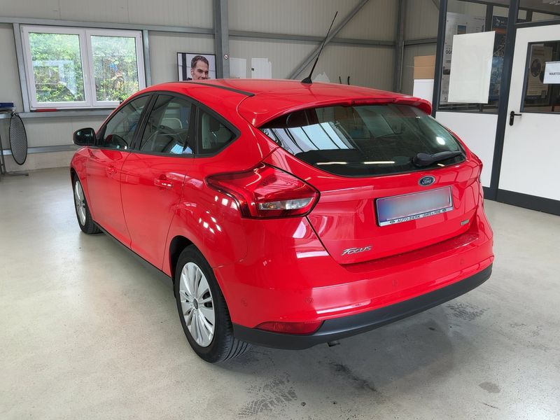 Ford Focus 1.0 EcoBoost Business 2015 – снимка 6