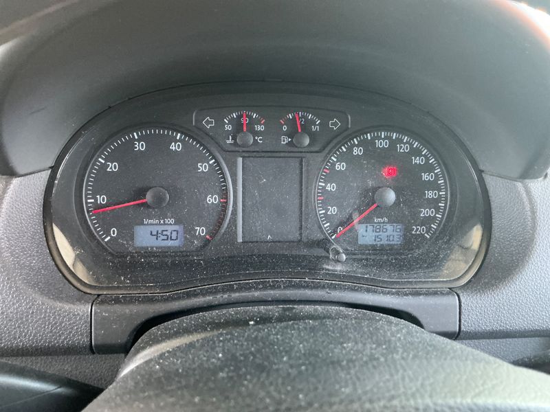 Volkswagen Polo 1.4 Match 2005 – снимка 4
