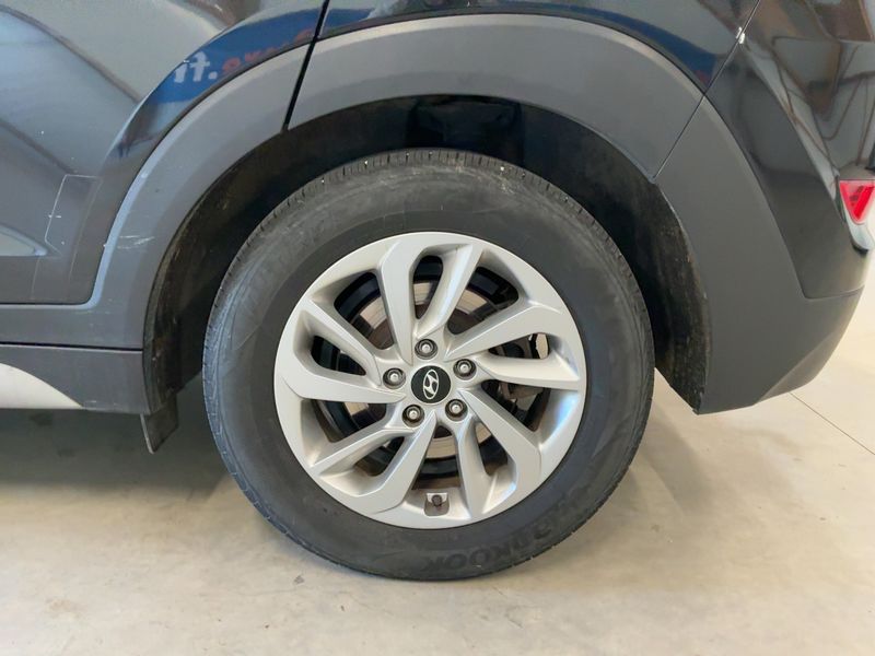 Hyundai Tucson 1.7 CRDi Creative 2WD 2018 – снимка 5