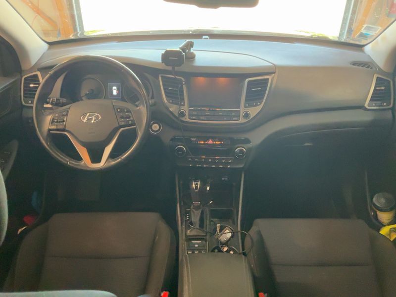 Hyundai Tucson 1.7 CRDi Creative 2WD 2018 – снимка 17