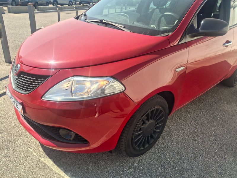 Lancia Ypsilon 1.0 Mild-Hybrid Silver 2022 – снимка 50