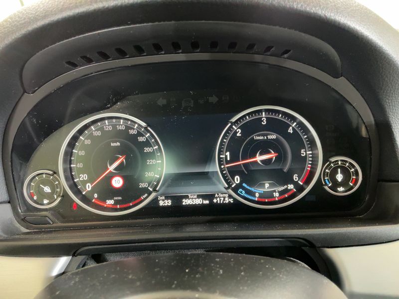 BMW 5er 530d xDrive 2012 – снимка 13