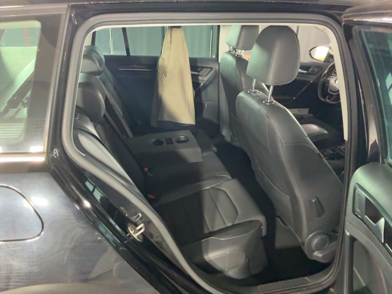 Volkswagen Golf VII 2.0 TDI Highline BlueMotion Tech 2014 – снимка 19