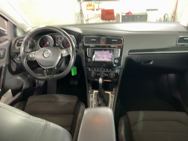 Volkswagen Golf VII 2.0 TDI Highline BlueMotion Tech 2014 – снимка 17