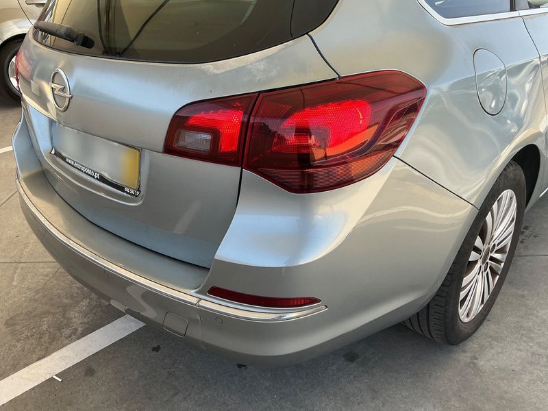 Opel Astra 1.7 CDTI Excellence 2014 – снимка 28