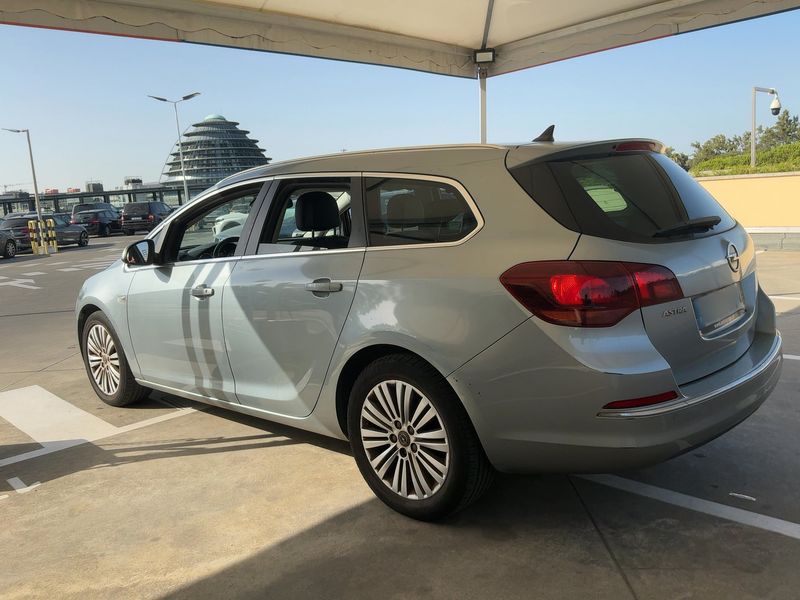 Opel Astra 1.7 CDTI Excellence 2014 – снимка 6