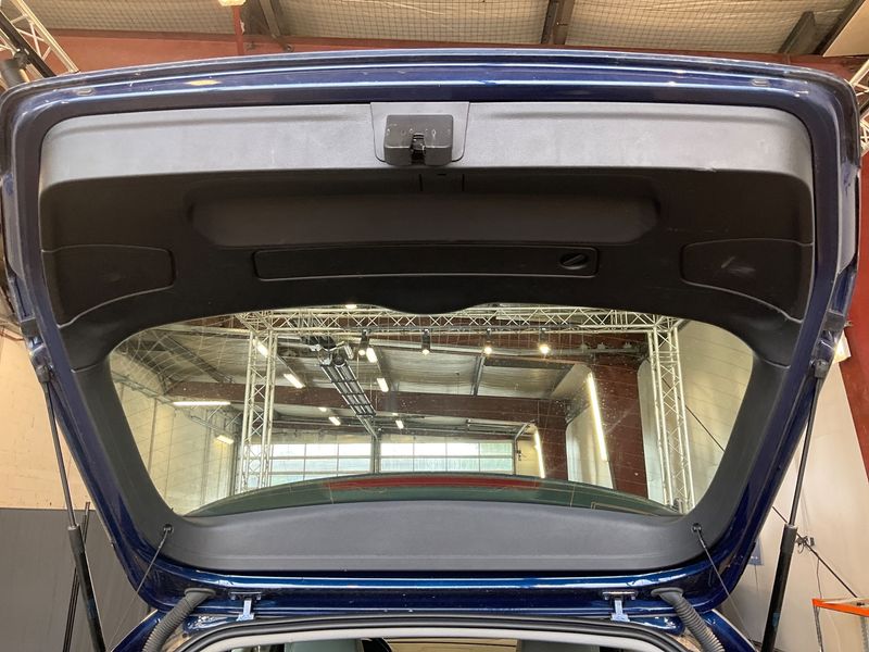 Audi A3 Sportback 2.0 TDI Ambiente 2015 – снимка 27