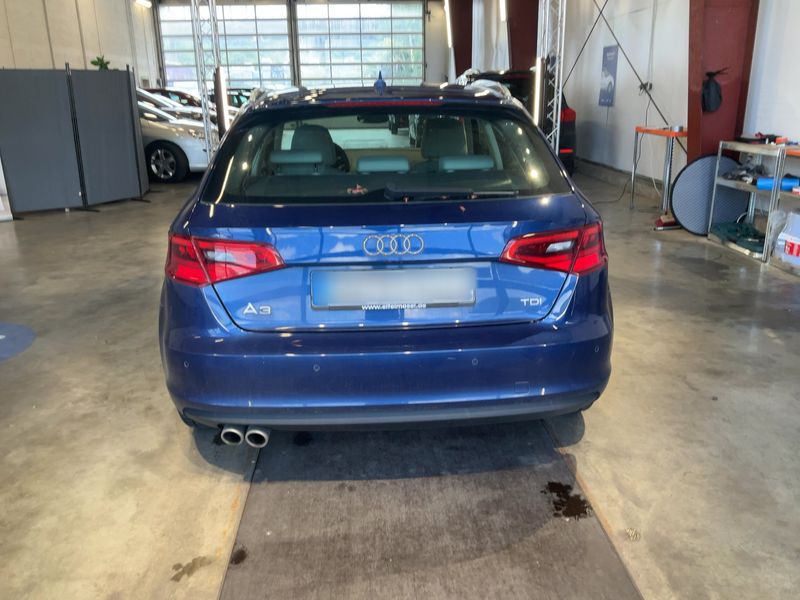 Audi A3 Sportback 2.0 TDI Ambiente 2015 – снимка 7