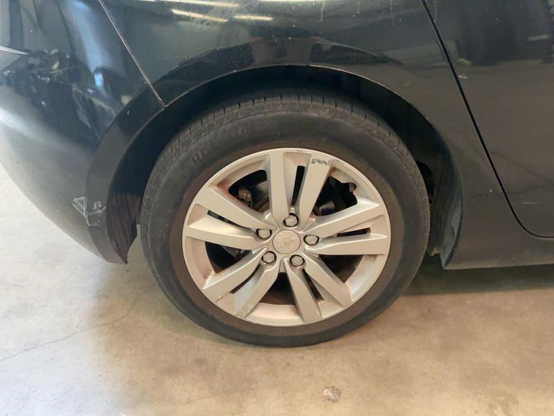 Peugeot 308 1.6 Blue-HDi Business Pack 2015 – снимка 9