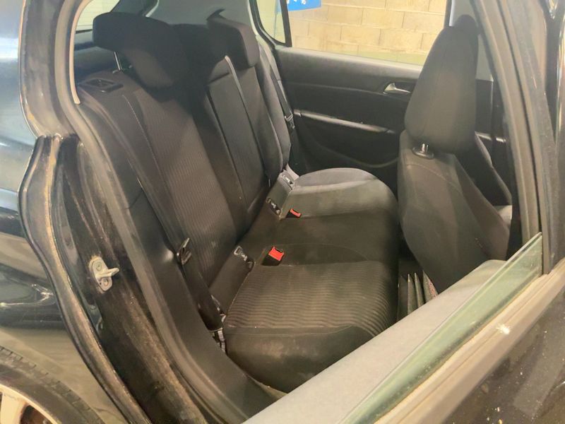 Peugeot 308 1.6 Blue-HDi Business Pack 2015 – снимка 19