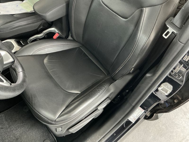 Jeep Renegade 2.0 M-Jet Limited 4WD 2014 – снимка 27