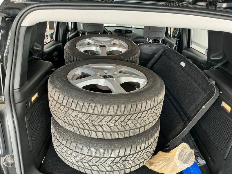 Jeep Renegade 2.0 M-Jet Limited 4WD 2014 – снимка 15