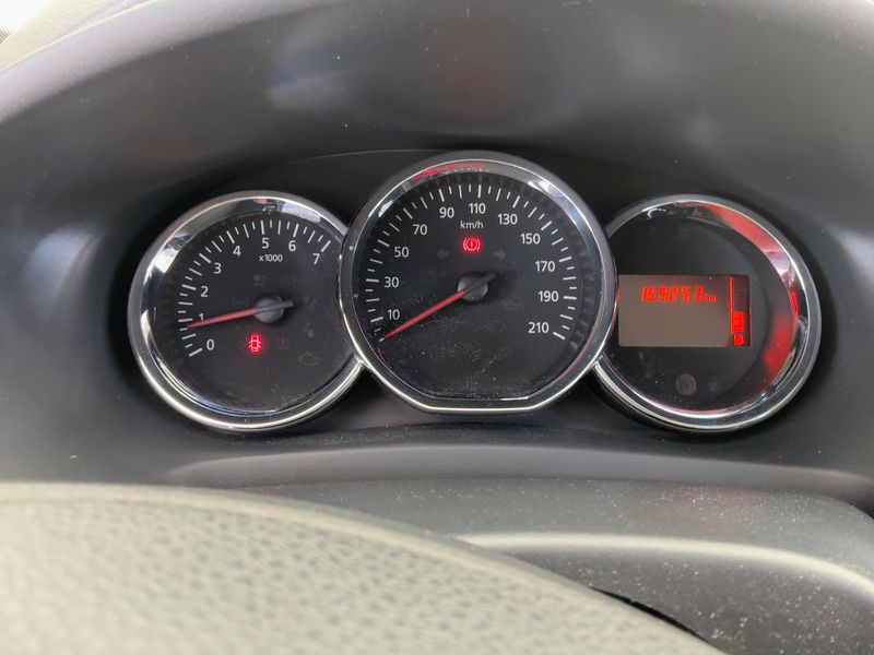 Dacia Sandero 1.5 dCi Stepway 2016 – снимка 13