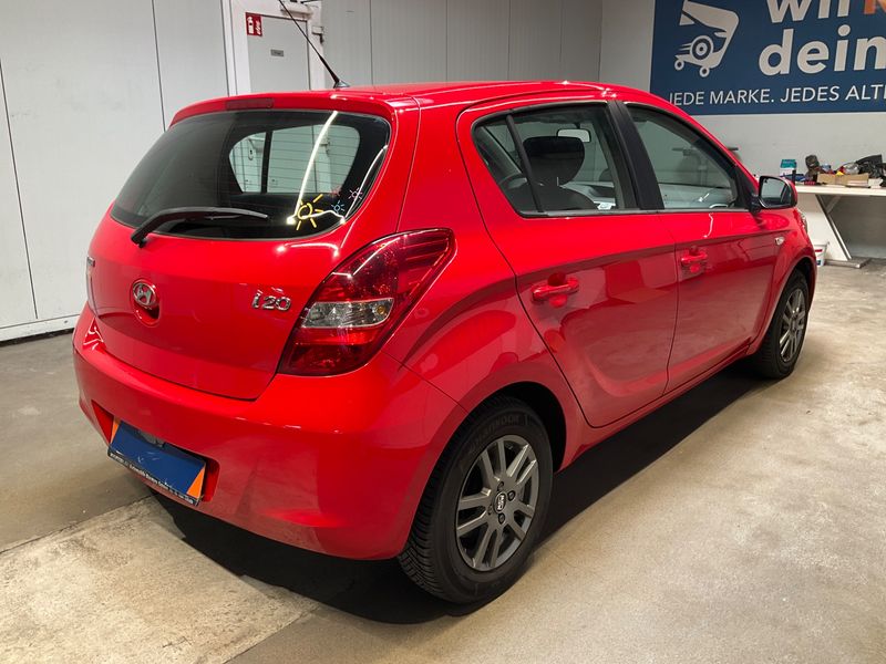 Hyundai i20 1.2 UEFA Euro 2012 Edition 2012 – снимка 2