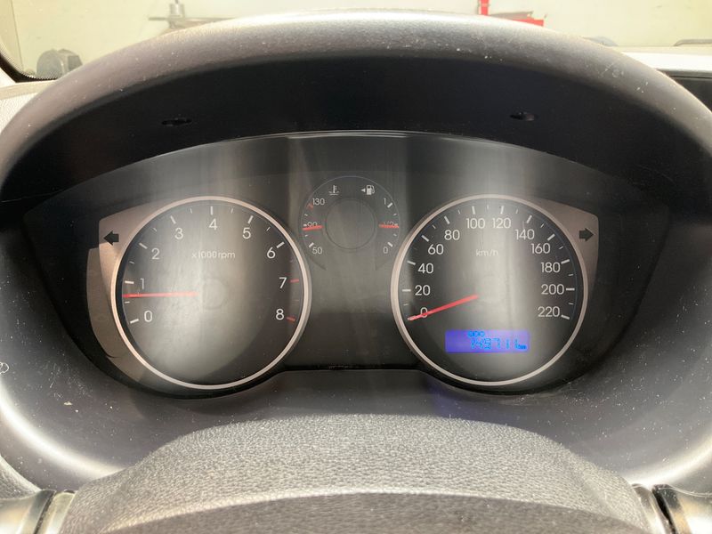 Hyundai i20 1.2 UEFA Euro 2012 Edition 2012 – снимка 4