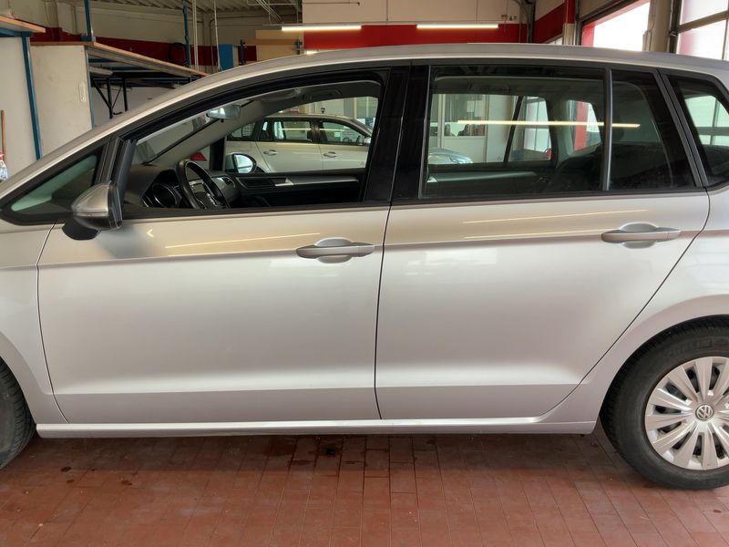 Volkswagen Golf VII Sportsvan 1.2 TSI Trendline BlueMotion Tech 2015 – снимка 4